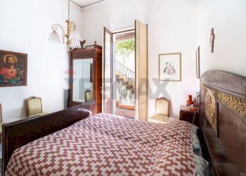 Camera / camera da letto - Casa indipendente via Vittorio Emanuele III
 
307, 309, Belpasso - foto 17