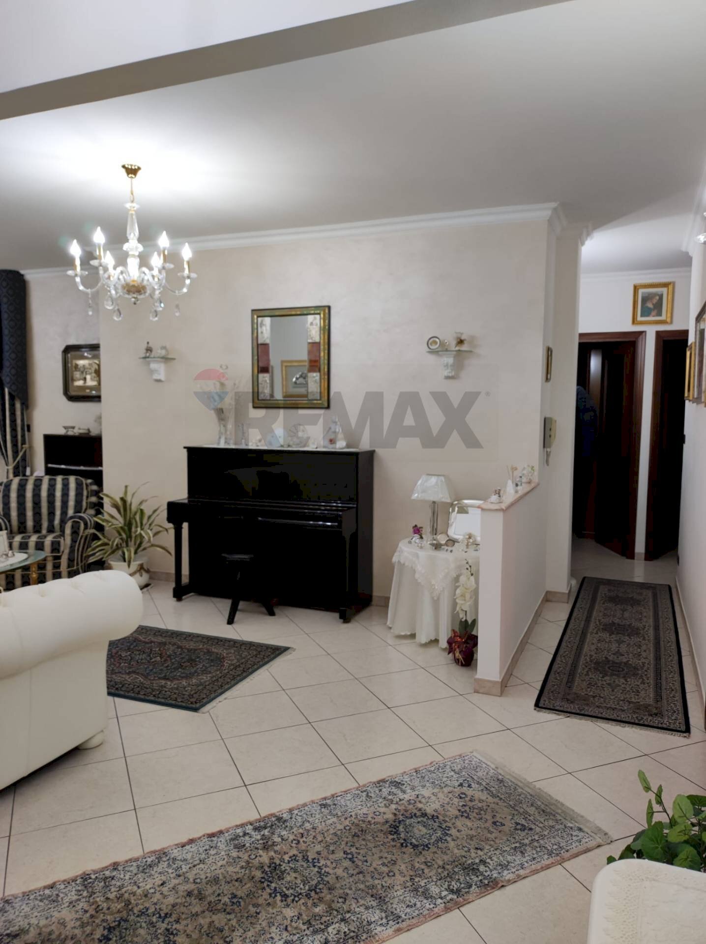 Soggiorno - Four-room apartment via Francesco Crispi
 
83, Belpasso - photo 2