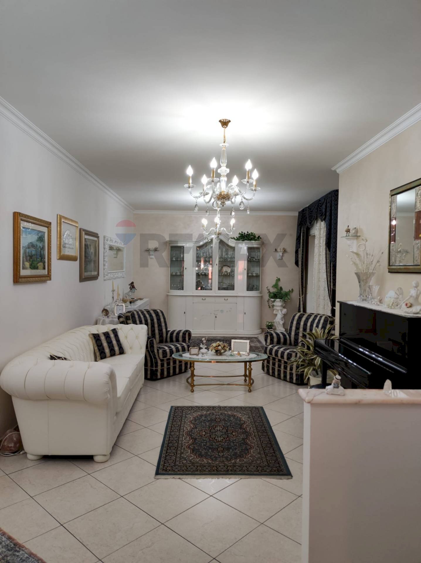 Soggiorno - Four-room apartment via Francesco Crispi
 
83, Belpasso - photo 3