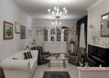 Soggiorno - Quadrilocale via Francesco Crispi
 
83, Belpasso - foto 3