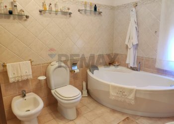 Bagno - Quadrilocale via Francesco Crispi
 
83, Belpasso - foto 10