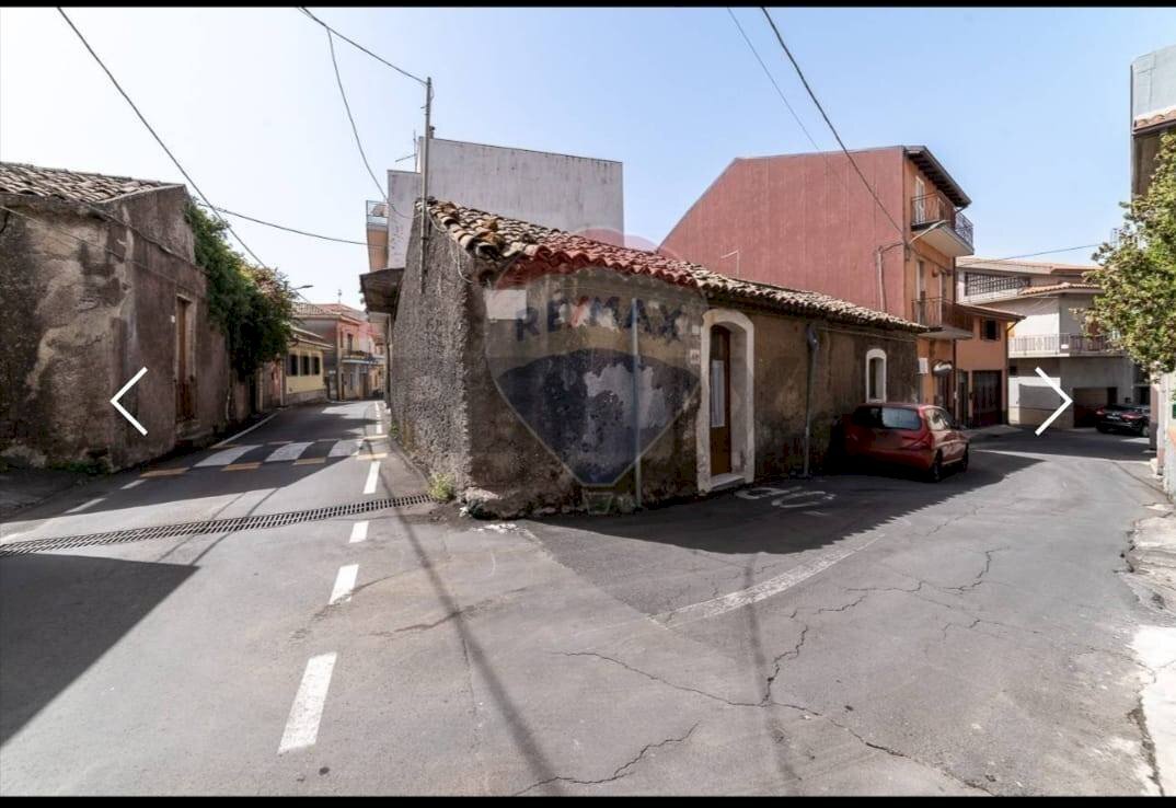 Casa all\'aperto - Independent house VIA SAN MARTINO
 
1-3, Camporotondo Etneo - photo 1