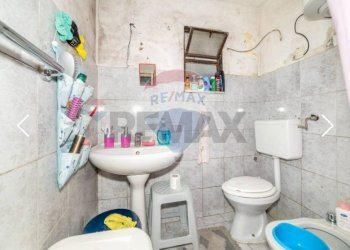 Bagno - Casa indipendente VIA SAN MARTINO
 
1-3, Camporotondo Etneo - foto 9