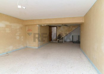 Stanza vuota - Casa indipendente Via Umberto
 
28, Biancavilla - foto 6