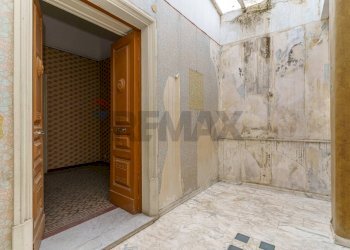 Ricezione / Lobby - Casa indipendente Via Umberto
 
28, Biancavilla - foto 7