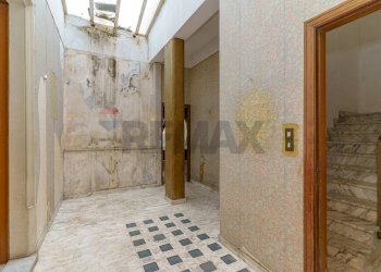 Hall / corridoio - Casa indipendente Via Umberto
 
28, Biancavilla - foto 8