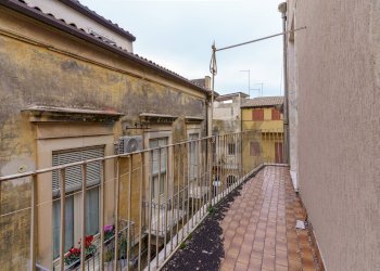 Balcone - Casa indipendente Via Umberto
 
28, Biancavilla - foto 36