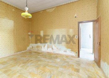 Stanza vuota - Casa indipendente Via Umberto
 
28, Biancavilla - foto 40