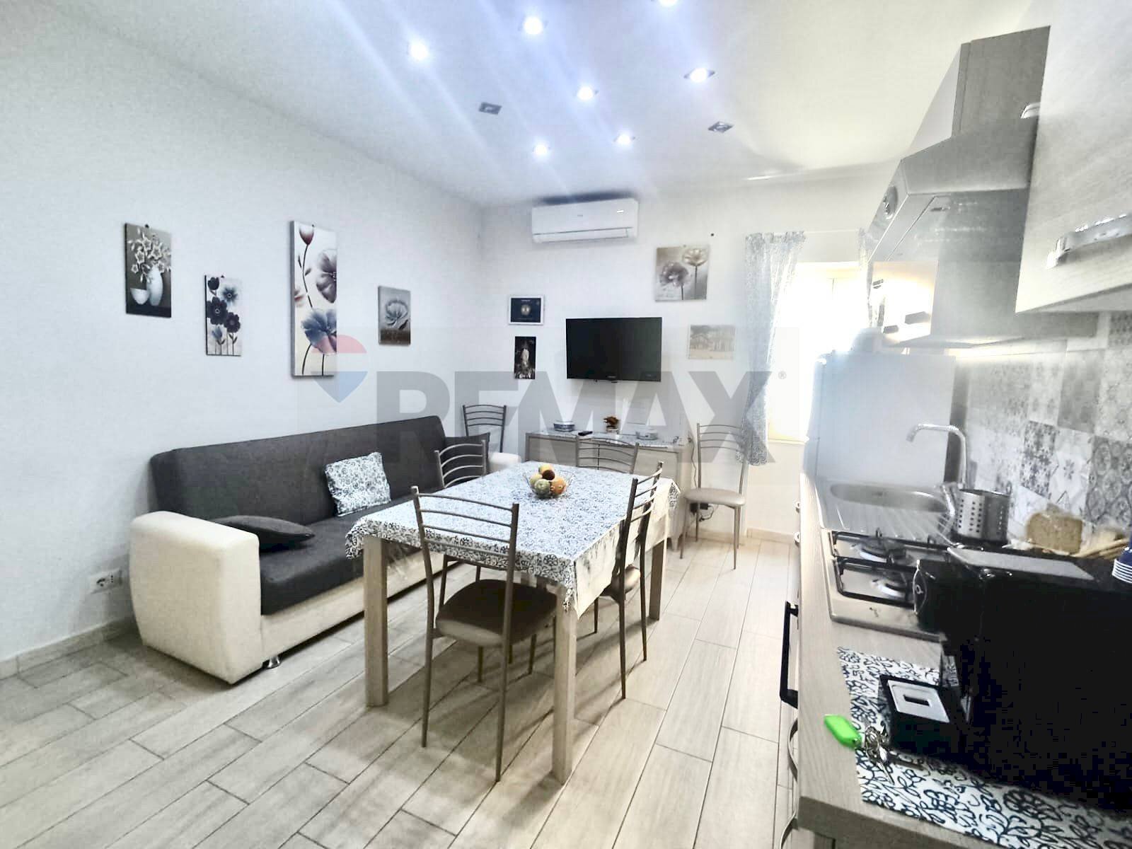 Sala da pranzo - Bilocale Vincenzo Mirabella 26, Siracusa - foto 3