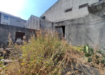 Casa all\'aperto - Casa indipendente VIA REGINA ELENA
 
100, Belpasso - foto 2