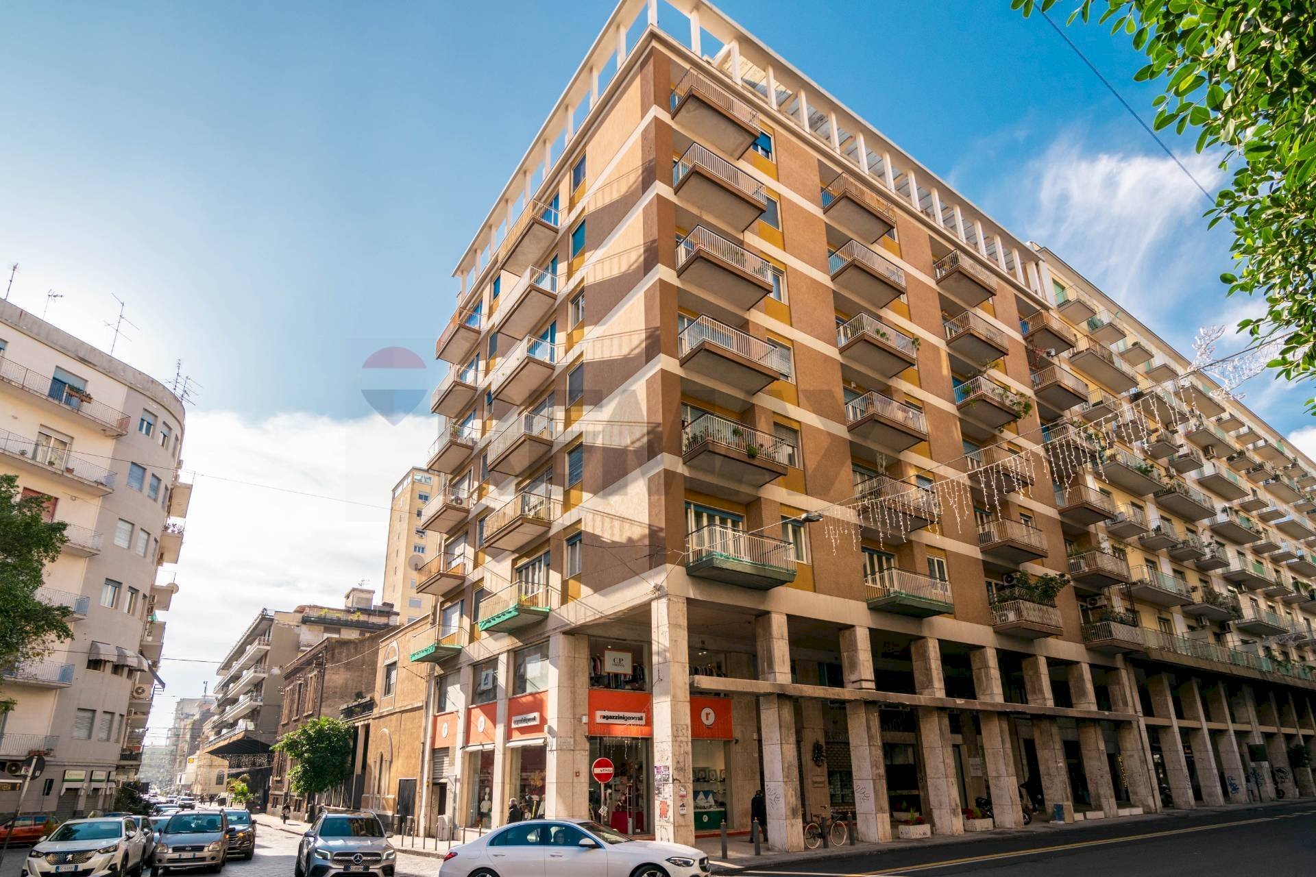 Edificio all\'aperto - Appartamento Via Gabriele D'annunzio
 
220, Catania - foto 1