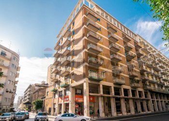 Edificio all\'aperto - Appartamento Via Gabriele D'annunzio
220, Catania - foto 1