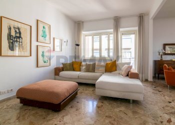 Soggiorno - Appartamento Via Gabriele D'annunzio
220, Catania - foto 7