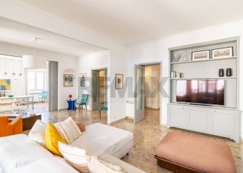 Sala da pranzo - Appartamento Via Gabriele D'annunzio
220, Catania - foto 9