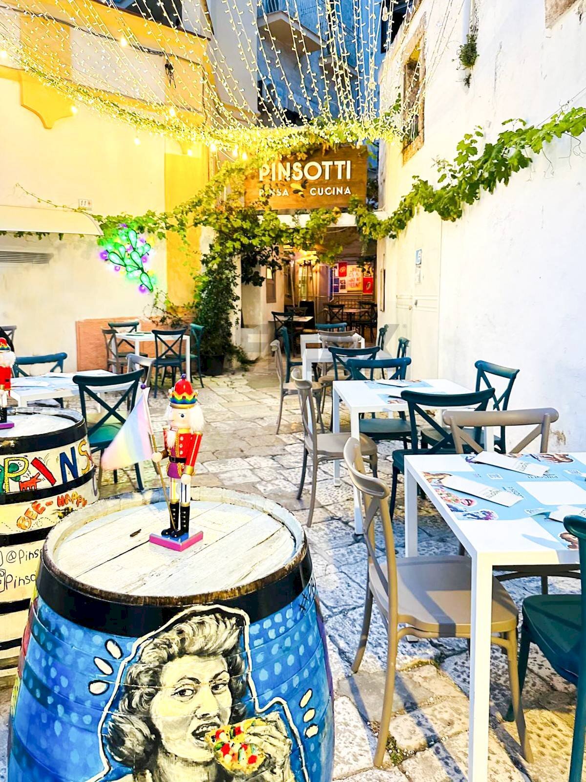 Terrazza - Locale Commerciale Via Santa Caterina
 
9, Monopoli - foto 1