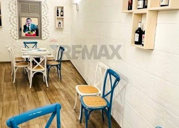 Sala da pranzo - Locale Commerciale Via Santa Caterina
 
9, Monopoli - foto 6