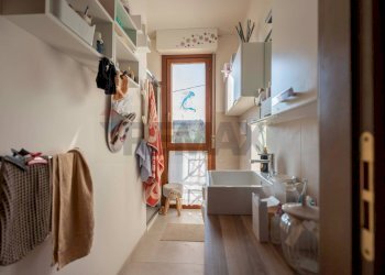 Bagno - Appartamento Aldo Moro
 
16, Castelplanio - foto 24