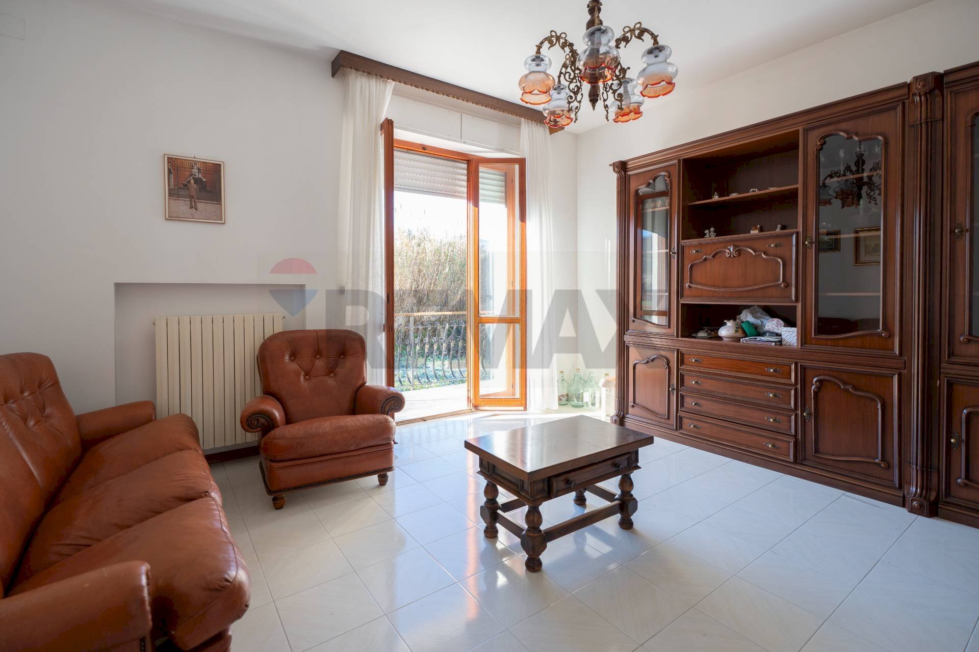 Soggiorno - Appartamento Ponte Esinante
 
17, Cupramontana - foto 2