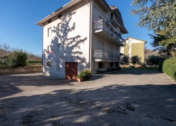 Casa all\'aperto - Appartamento Ponte Esinante
 
17, Cupramontana - foto 1