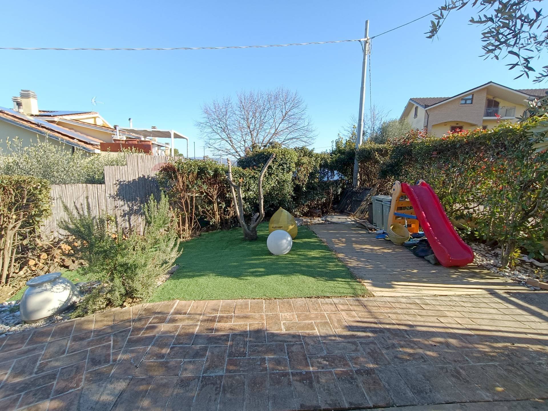 Giardino - Two-room apartment Via Bastia
 
10 C, Torgiano - photo 2