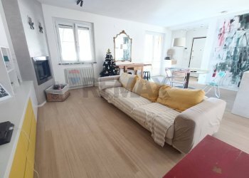 Sala da pranzo - Bilocale Via Bastia
 
10 C, Torgiano - foto 37