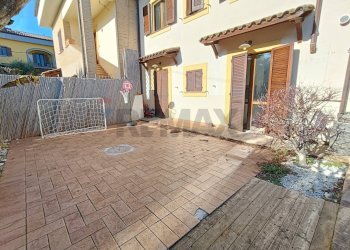 Terrazza - Bilocale Via Bastia
 
10 C, Torgiano - foto 42