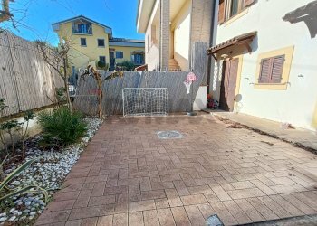 Terrazza - Bilocale Via Bastia
 
10 C, Torgiano - foto 44