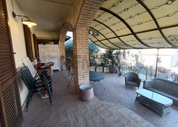 Terrazza - Bilocale Via Bastia
 
10 C, Torgiano - foto 52