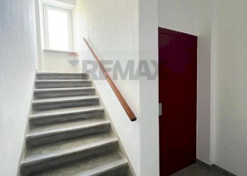 Scale - Quadrilocale VIA ROMA
 
2, Vernio - foto 4