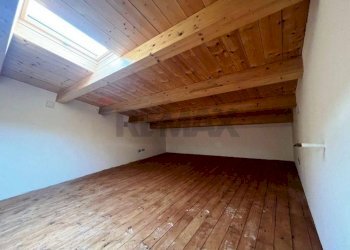 Soffitta - Quadrilocale VIA ROMA
 
2, Vernio - foto 10