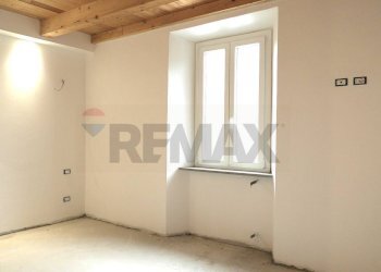 Camera singola - Four-room apartment VIA ROMA
 
2, Vernio - photo 13
