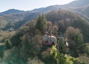 Vista delle montagne - Casa semi indipendente Via Sant'Ansano
 
22, Borgo San Lorenzo - foto 2