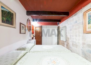 Camera / camera da letto - Casa semi indipendente Via Sant'Ansano
 
22, Borgo San Lorenzo - foto 25