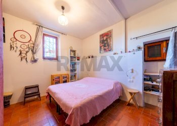 Camera / camera da letto - Casa semi indipendente Via Sant'Ansano
 
22, Borgo San Lorenzo - foto 32