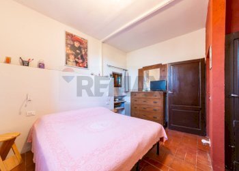 Camera / camera da letto - Casa semi indipendente Via Sant'Ansano
 
22, Borgo San Lorenzo - foto 35