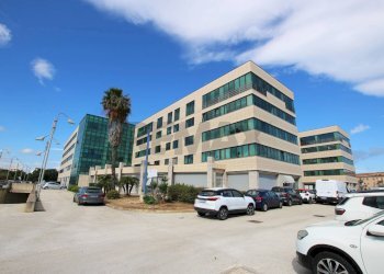 Edificio all\'aperto - Magazzino VIALE SANTA PANAGIA
 
141, Siracusa - foto 3