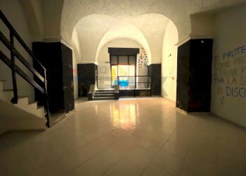 Ricezione / Lobby - Locale Commerciale Via Duca D'Aosta
 
7, Palazzolo Acreide - foto 11