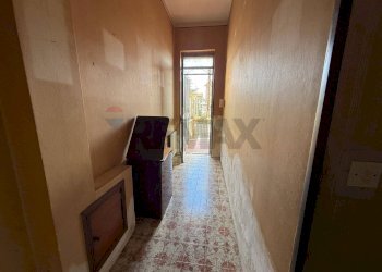 Hall / corridoio - Trilocale Viale San Francesco
 
20, Mascalucia - foto 15