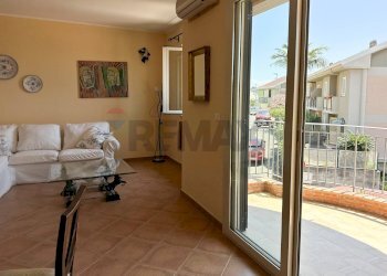 Soggiorno - Appartamento Via grotte
 
Snc, Furci Siculo - foto 3