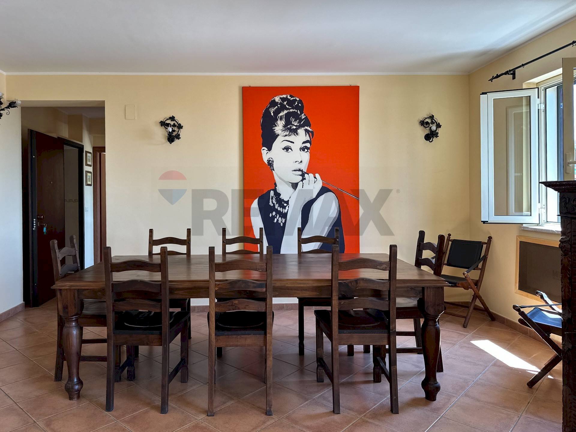 Sala da pranzo - Appartamento via grotte
 
Snc, Furci Siculo - foto 1