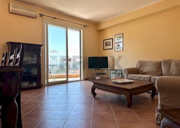 Soggiorno - Appartamento via grotte
 
Snc, Furci Siculo - foto 5