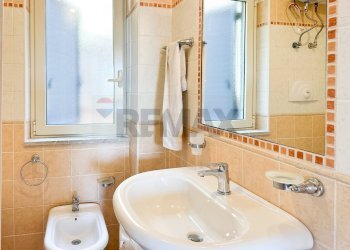 Bagno - Appartamento via grotte
 
Snc, Furci Siculo - foto 14