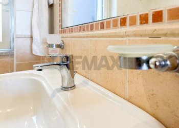 Bagno - Appartamento via grotte
 
Snc, Furci Siculo - foto 15