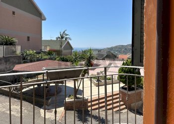 Balcone - Appartamento via grotte
 
Snc, Furci Siculo - foto 29
