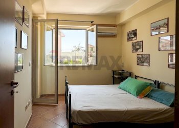 Camera / camera da letto - Appartamento via grotte
 
Snc, Furci Siculo - foto 31