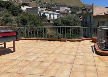 Terrazza - Casa indipendente Via grotte
 
Snc, Furci Siculo - foto 10