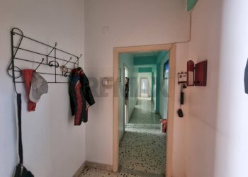 Hall / corridoio - Trilocale Via Principessa Mafalda
 
31, Messina - foto 5