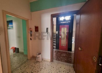 Hall / corridoio - Trilocale Via Principessa Mafalda
 
31, Messina - foto 15