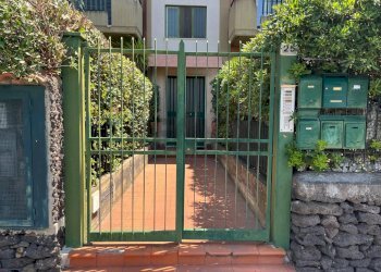 Casa all\'aperto - Quadrilocale Via Soprarie
 
25, Mascalucia - foto 2
