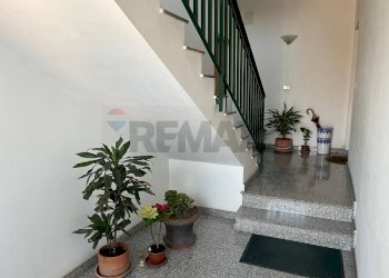 Ricezione / Lobby - Quadrilocale Via Soprarie
 
25, Mascalucia - foto 4